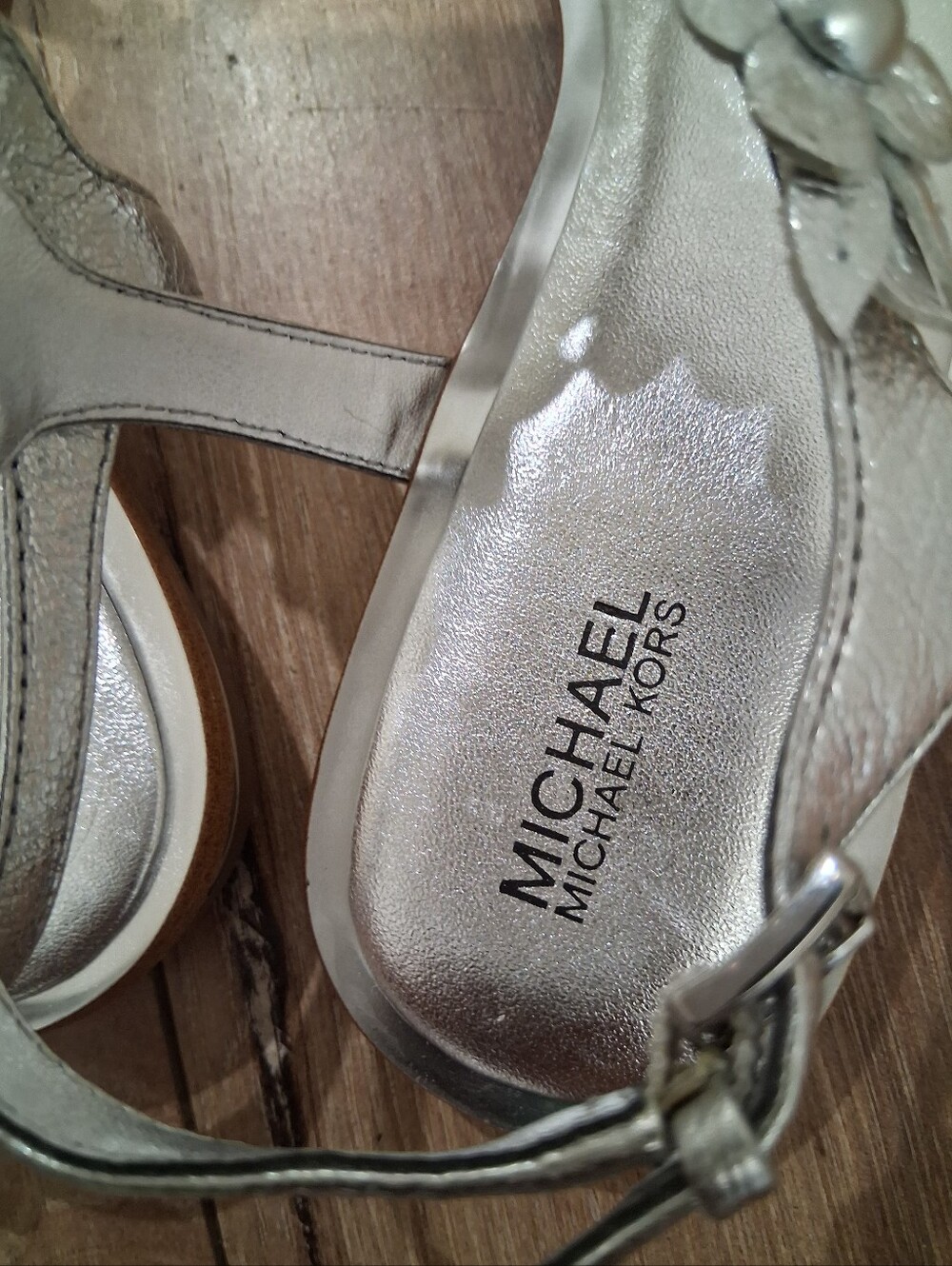Michael Kors Silver Floral T-Strap Sandals with Ankle Buckle - Picture 4 of 7